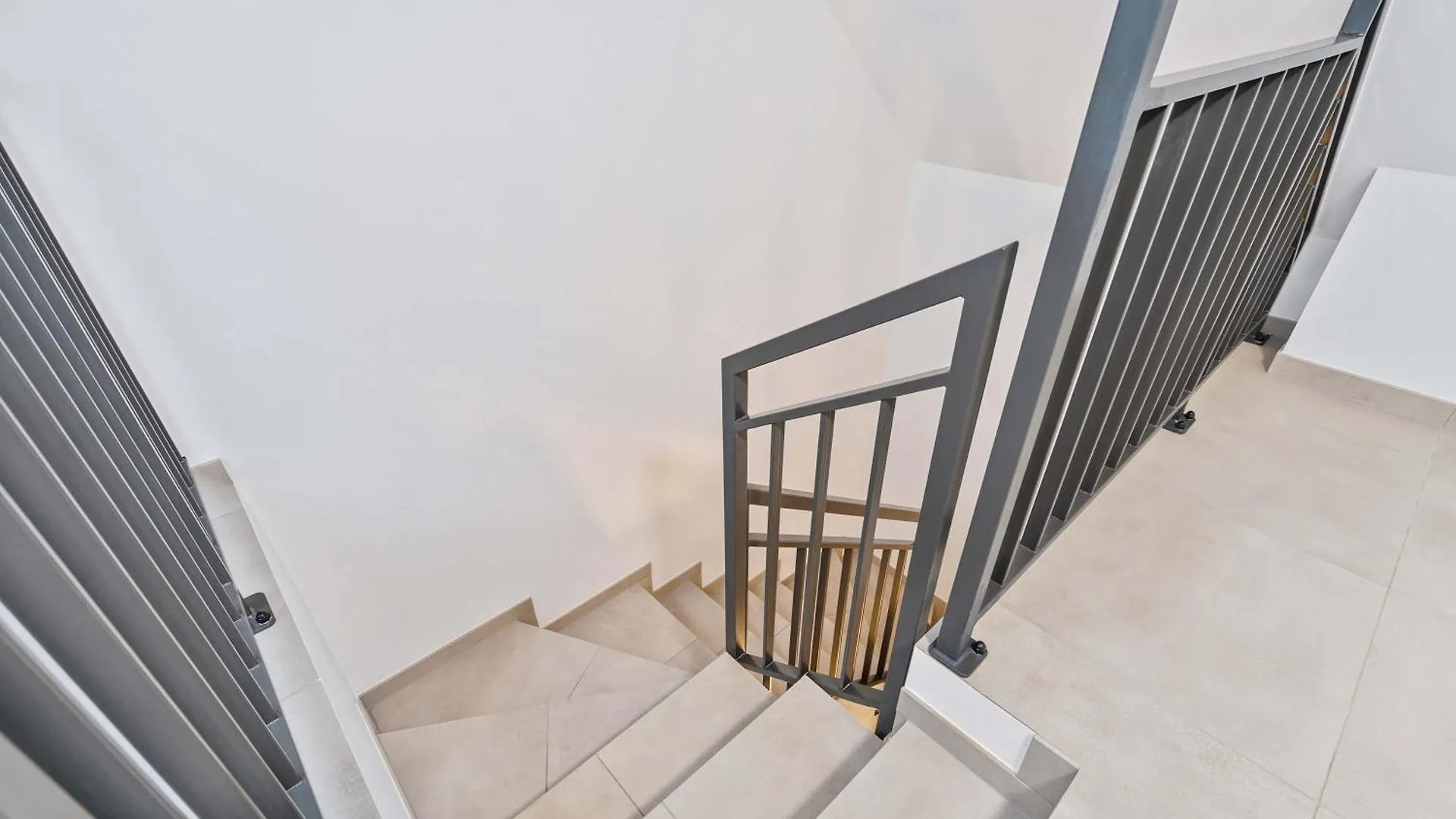 Bright & Cozy Coliving In Luxembourg Lejlighed