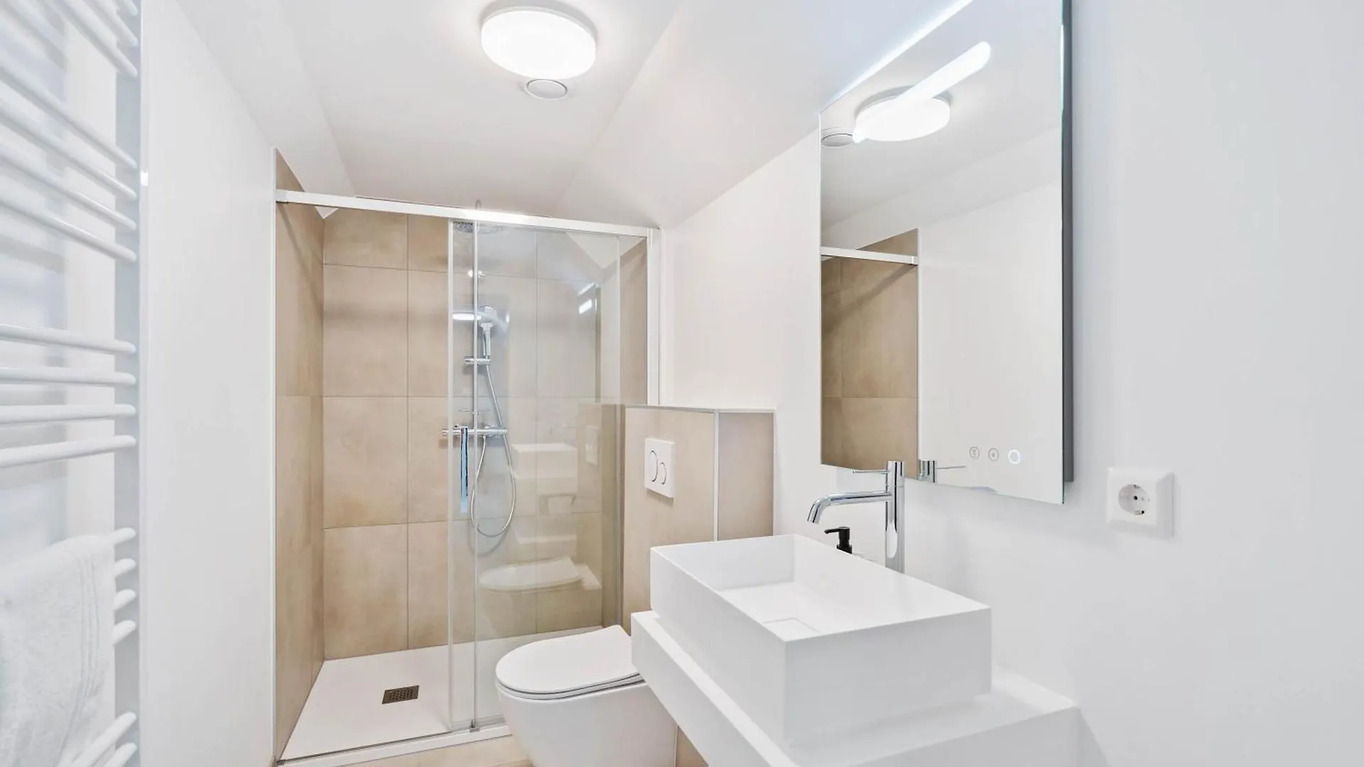 Bright & Cozy Coliving In Luxembourg Lejlighed
